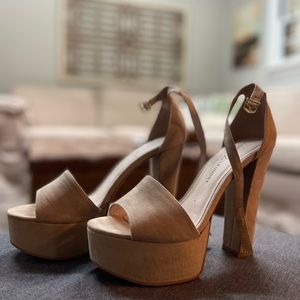 Nude Platform Heels👡🫶🏽